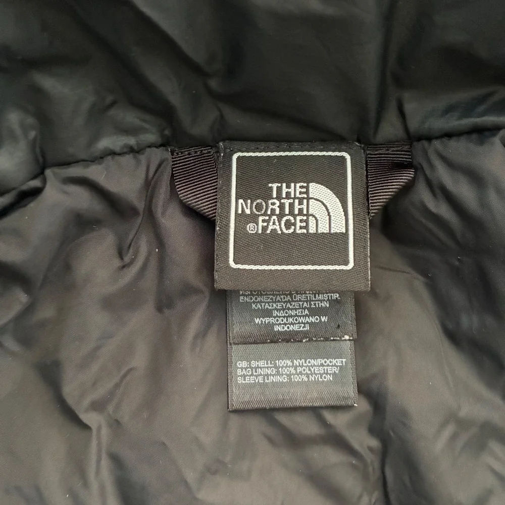 The North Face Womens Black Lightweight Puffer Jacket Full Zip Small NF0A3Y1J